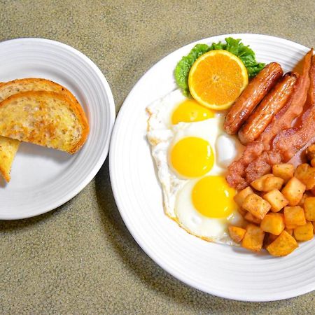 Canad Inns Destination Centre Club Regent Casino Hotel Winnipeg Ngoại thất bức ảnh